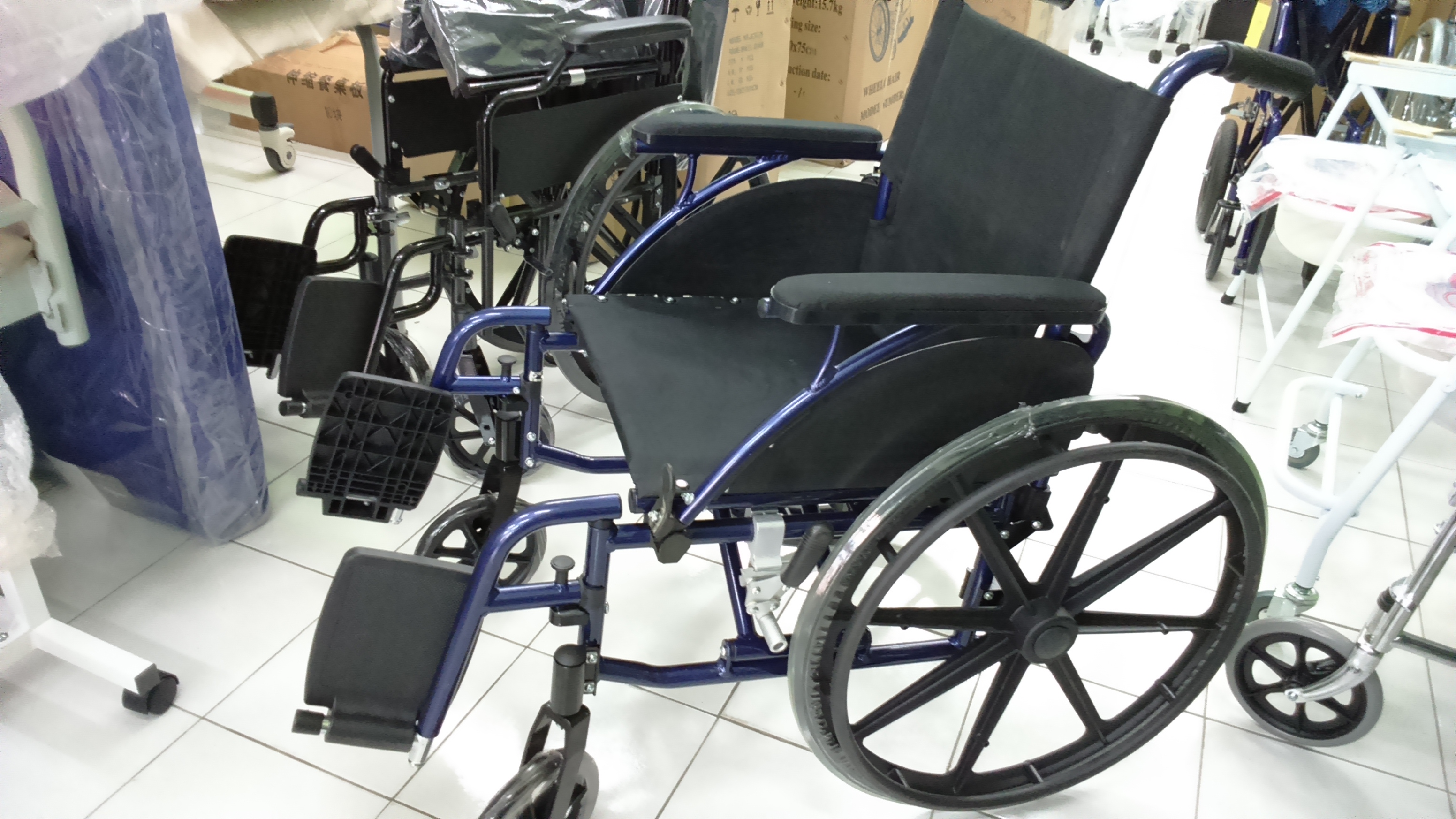 Detachable Lightweight Wheelchair 906L