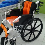 lightweight-wheelchair-868lb1